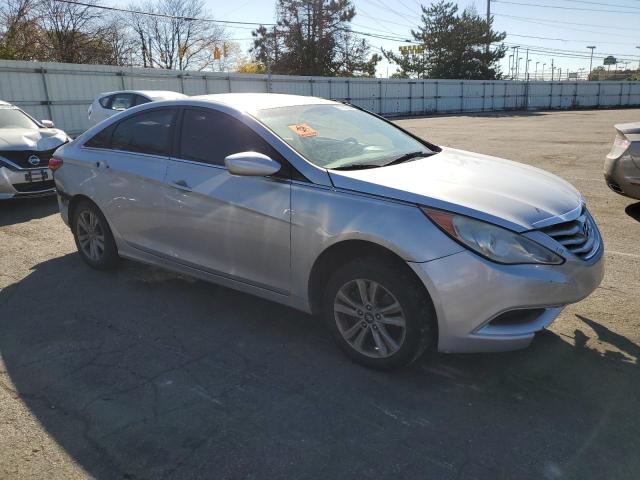 Photo 4 from auction – 2011 HYUNDAI SONATA GLS with VIN 5NPEB4AC6BH018847