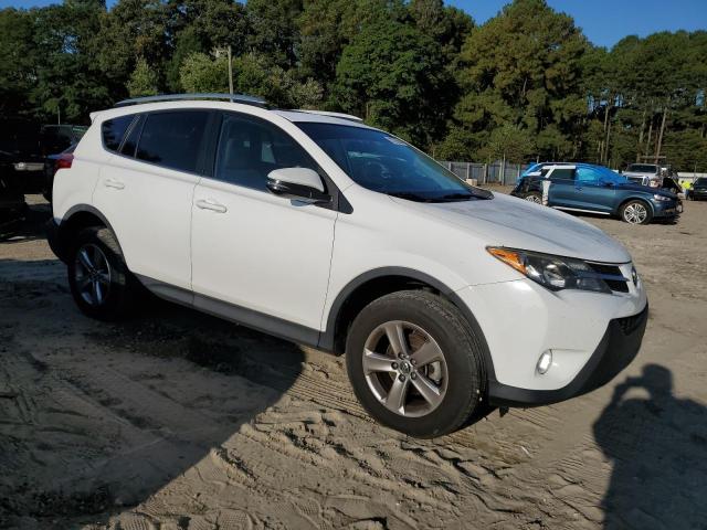 Photo 4 from auction – 2015 TOYOTA RAV4 XLE with VIN 2T3WFREV4FW215323