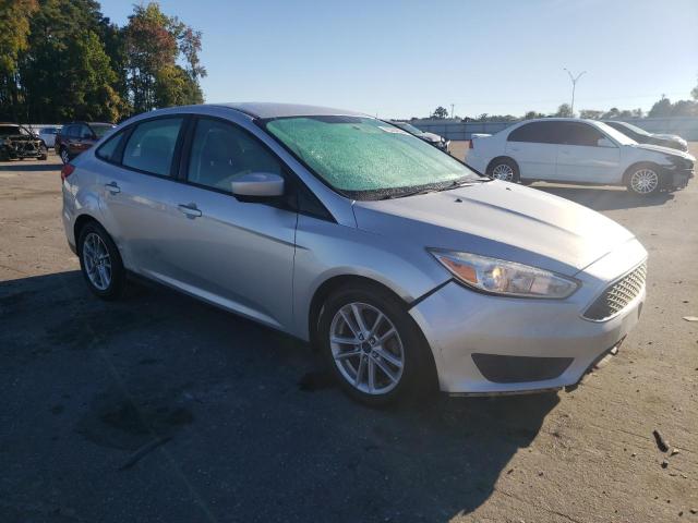 Photo 4 from auction – 2018 FORD FOCUS SE with VIN 1FADP3F23JL250457