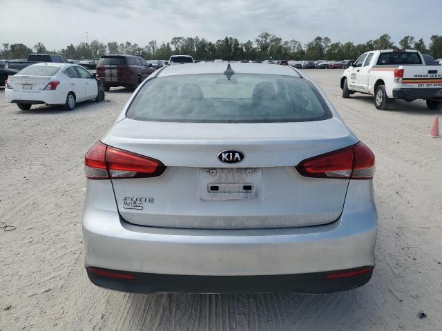 Photo 6 from auction – 2018 KIA FORTE LX with VIN 3KPFK4A78JE193594