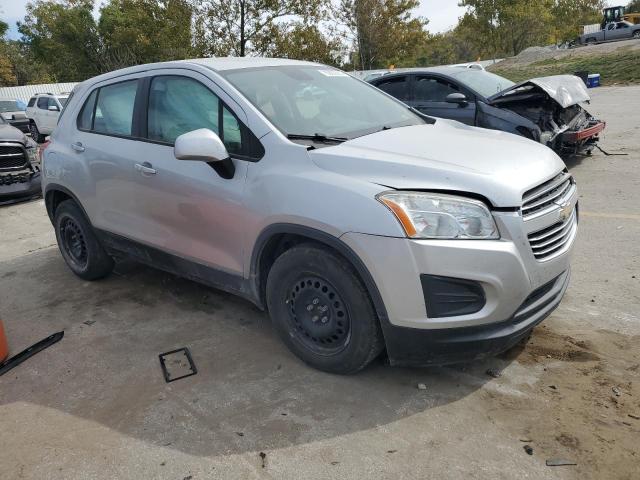 Photo 4 from auction – 2016 CHEVROLET TRAX LS with VIN 3GNCJKSB6GL249251