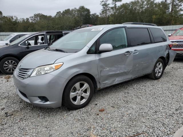 TOYOTA SIENNA LE 2015 with VIN 5TDKK3DC0FS623407 - Photo from auction
