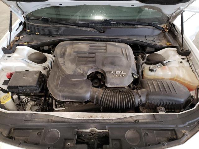 Photo 11 from auction – 2018 CHRYSLER 300 S with VIN 2C3CCAGG8JH321153