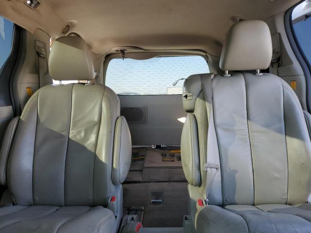 Photo 10 from auction – 2011 TOYOTA SIENNA XLE with VIN 5TDYK3DC7BS128304