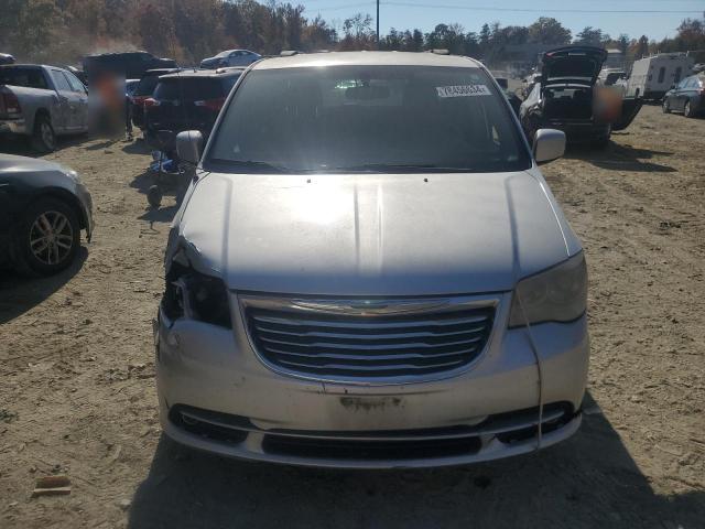 Photo 5 from auction – 2011 CHRYSLER TOWN & COU with VIN 2A4RR5DG8BR723518