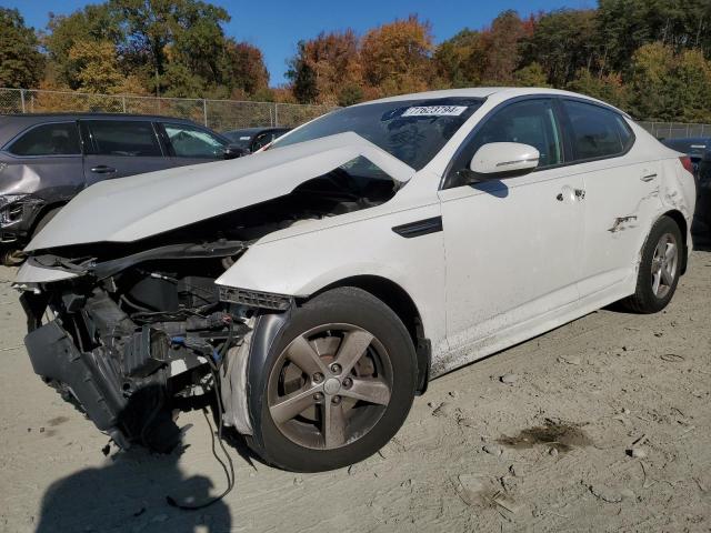 KIA OPTIMA LX 2015 with VIN KNAGM4A78F5586946 - Photo from auction