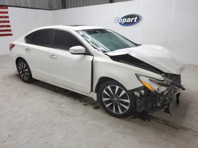 Photo 4 from auction – 2016 NISSAN ALTIMA 2.5 with VIN 1N4AL3AP1GC281829