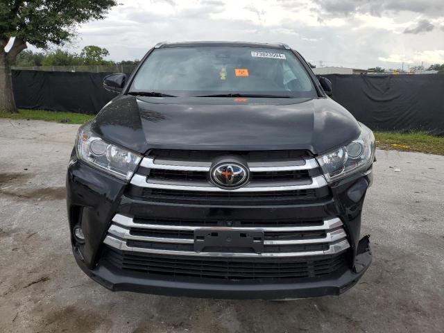 Photo 5 from auction – 2019 TOYOTA HIGHLANDER with VIN 5TDDZRFH5KS965977