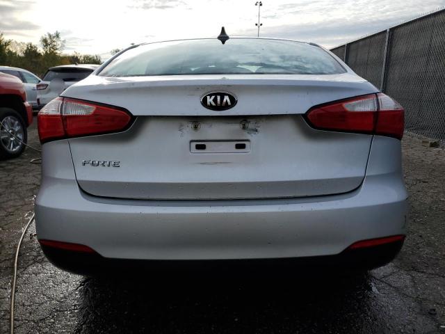 Photo 6 from auction – 2016 KIA FORTE LX with VIN KNAFK4A63G5536269