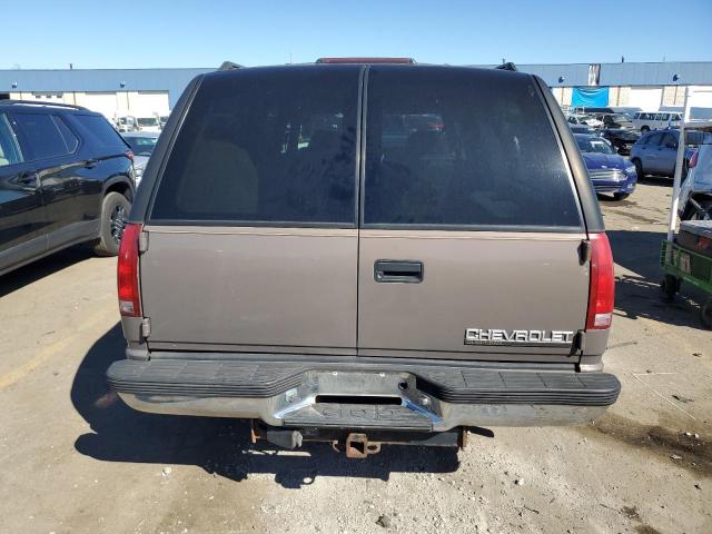 Photo 6 from auction – 1998 CHEVROLET SUBURBAN with VIN 1GNFK16R6WJ306534