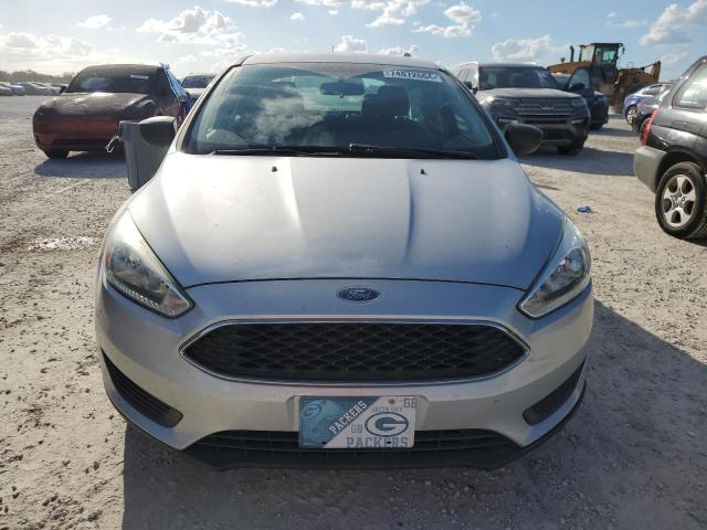 Photo 5 from auction – 2015 FORD FOCUS S with VIN 1FADP3E22FL354480