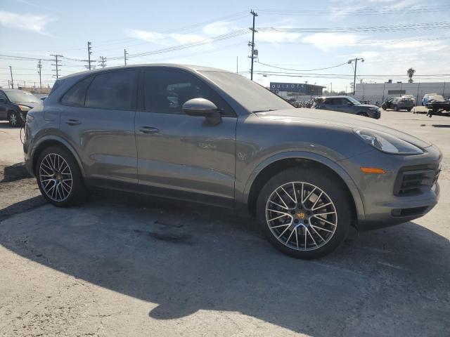 Photo 4 from auction – 2021 PORSCHE CAYENNE with VIN WP1AA2AY5MDA02597