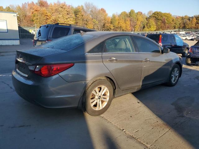Photo 3 from auction – 2013 HYUNDAI SONATA GLS with VIN 5NPEB4AC8DH797347