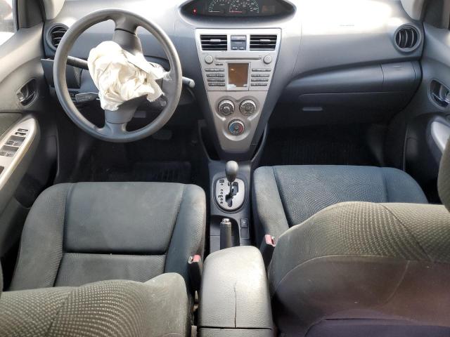Photo 8 from auction – 2010 TOYOTA YARIS with VIN JTDBT4K38A1354570