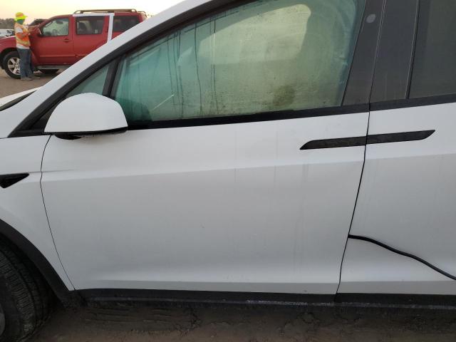 Photo 7 from auction – 2022 TESLA MODEL X with VIN 7SAXCBE58NF343625