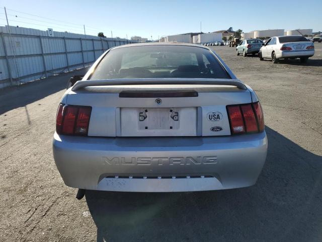 Photo 6 from auction – 2000 FORD MUSTANG with VIN 1FAFP4043YF195073
