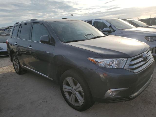Photo 4 from auction – 2013 TOYOTA HIGHLANDER with VIN 5TDYK3EHXDS117181