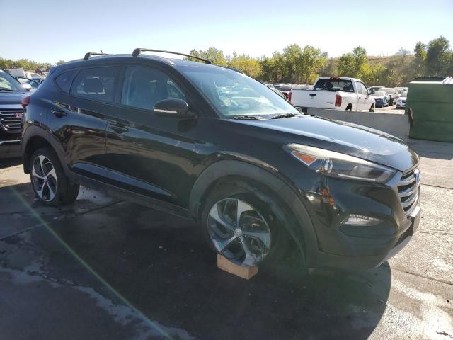 Photo 4 from auction – 2017 HYUNDAI TUCSON LIM with VIN KM8J3CA20HU370507