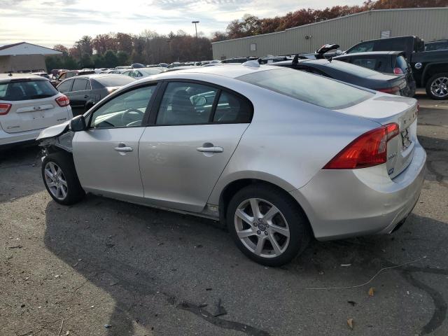 Photo 2 from auction – 2015 VOLVO S60 with VIN YV126MFA9F1316573