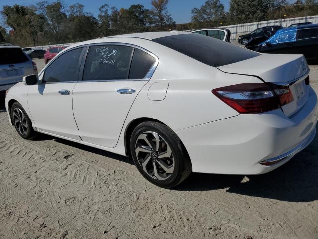 Photo 2 from auction – 2017 HONDA ACCORD EX with VIN 1HGCR2F72HA157409