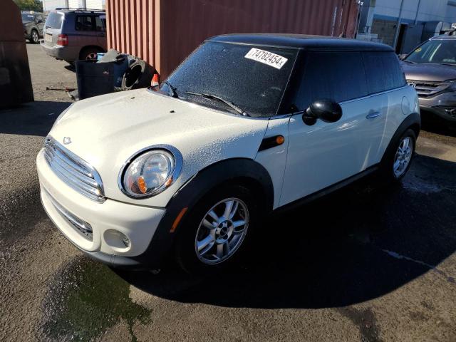 MINI COOPER 2013 with VIN WMWSU3C56DT690649 - Photo from auction