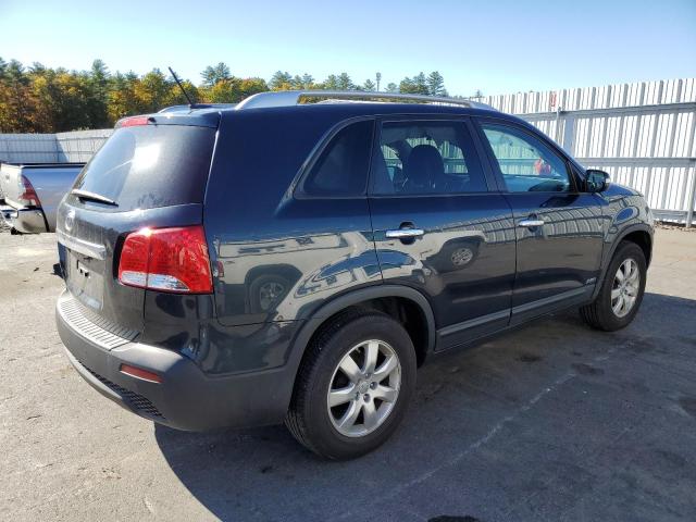 Photo 3 from auction – 2013 KIA SORENTO LX with VIN 5XYKTDA65DG395383