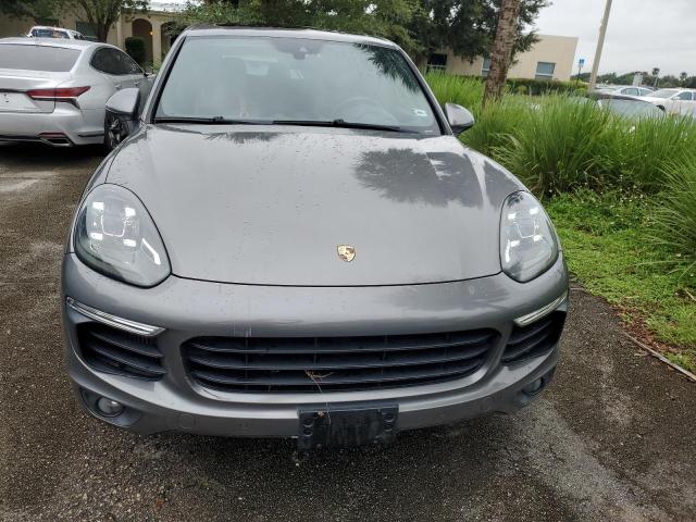 Photo 5 from auction – 2015 PORSCHE CAYENNE with VIN WP1AF2A25FLA44533
