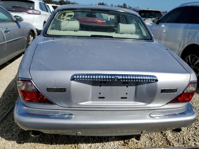 Zdjęcie 6 z aukcji – 2002 JAGUAR VANDENPLAS z VIN SAJDA24C72LF40496