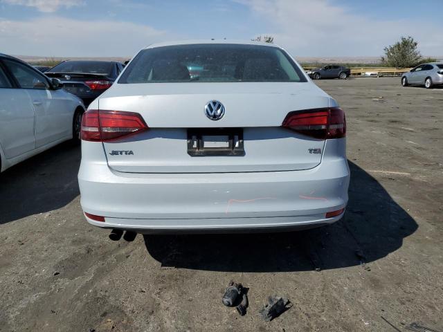 Photo 6 from auction – 2017 VOLKSWAGEN JETTA S with VIN 3VW2B7AJ6HM371477