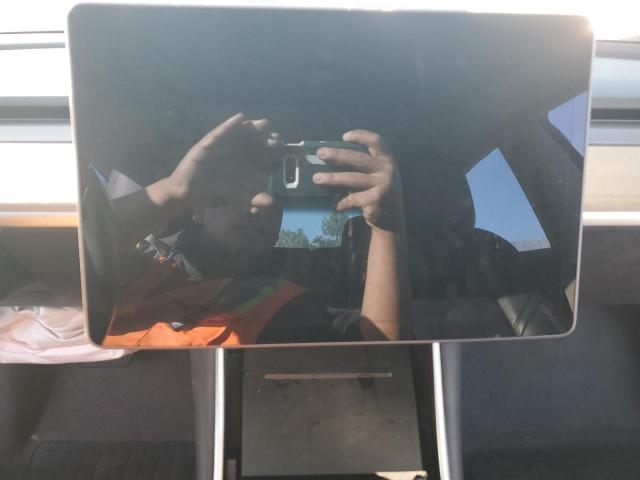 Photo 9 from auction – 2018 TESLA MODEL 3 with VIN 5YJ3E1EBXJF089836