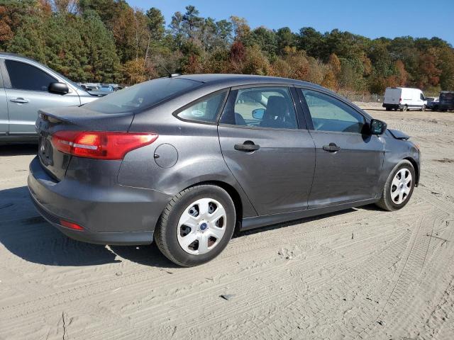 Photo 3 from auction – 2015 FORD FOCUS S with VIN 1FADP3E23FL228614