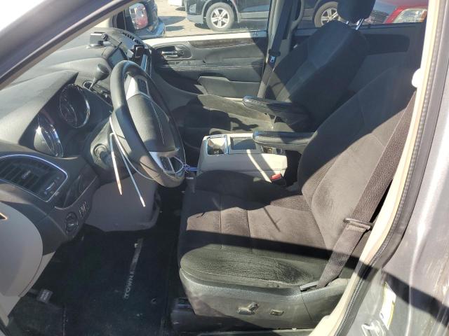 Photo 7 from auction – 2016 CHRYSLER TOWN & COU with VIN 2C4RC1BG2GR222621