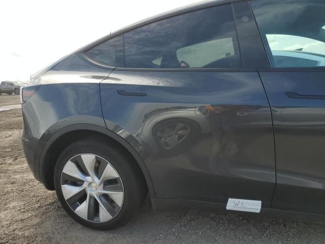 Photo 13 from auction – 2024 TESLA MODEL Y with VIN 7SAYGDED4RF038172