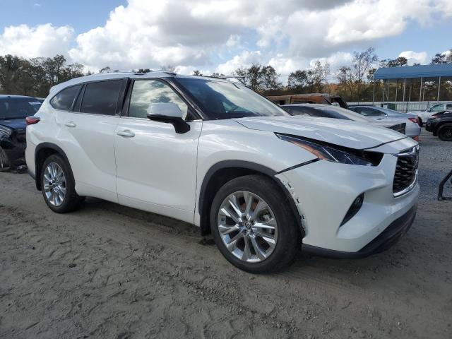Photo 4 from auction – 2021 TOYOTA HIGHLANDER with VIN 5TDDZRBH9MS525012