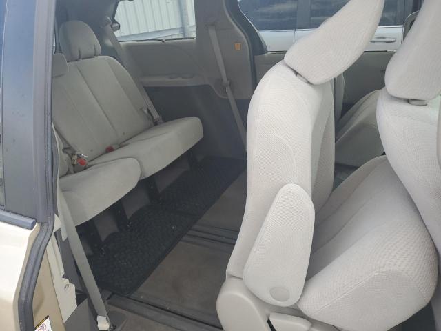 Photo 11 from auction – 2012 TOYOTA SIENNA LE with VIN 5TDKK3DCXCS198192