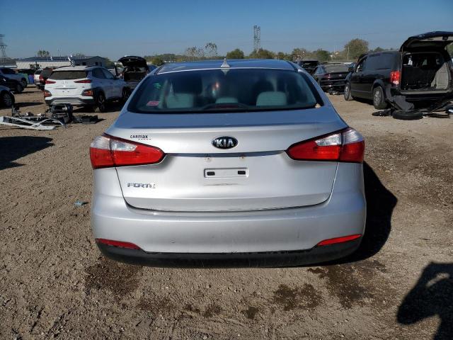 Photo 6 from auction – 2016 KIA FORTE LX with VIN KNAFX4A67G5437939