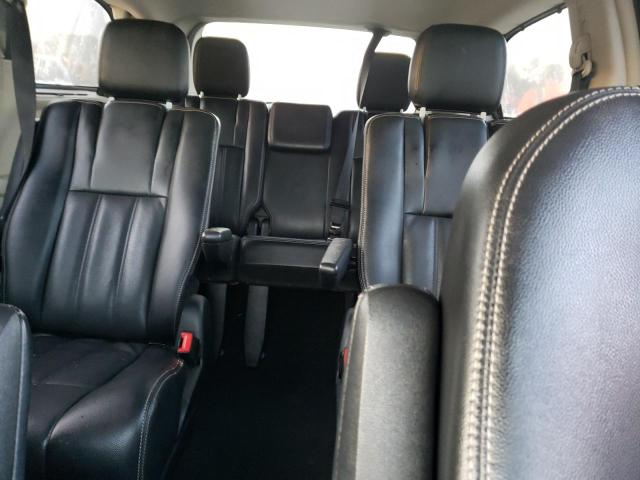 Photo 10 from auction – 2013 CHRYSLER TOWN & COU with VIN 2C4RC1CG3DR531363
