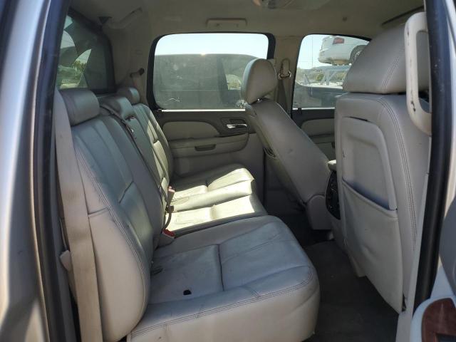 Photo 10 from auction – 2011 CHEVROLET AVALANCHE with VIN 3GNTKFE36BG238955
