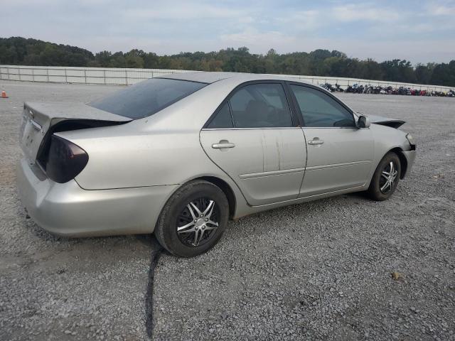 Photo 3 from auction – 2003 TOYOTA CAMRY LE with VIN 4T1BE32K83U122947
