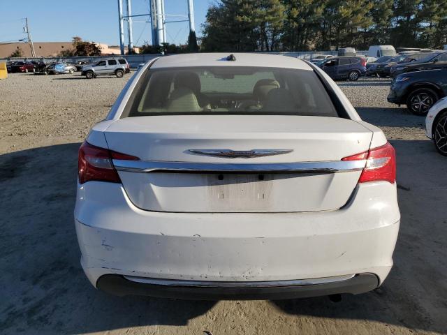 Photo 6 from auction – 2014 CHRYSLER 200 LX with VIN 1C3CCBAB6EN167901
