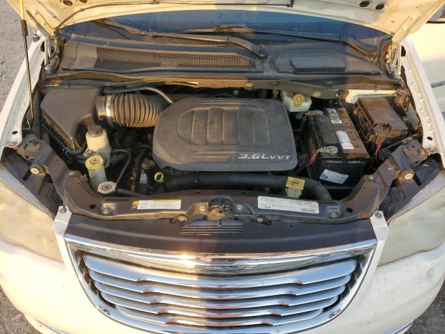 Photo 12 from auction – 2012 CHRYSLER TOWN & COU with VIN 2C4RC1GG8CR105855