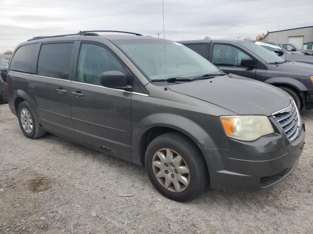 Photo 4 from auction – 2010 CHRYSLER TOWN & COU with VIN 2A4RR4DE9AR315116