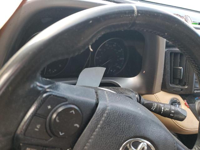 Photo 9 from auction – 2017 TOYOTA RAV4 XLE with VIN JTMRFREV4HJ170527