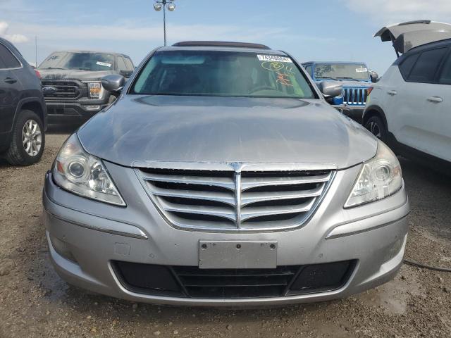 Photo 5 from auction – 2011 HYUNDAI GENESIS 4. with VIN KMHGC4DF1BU126032