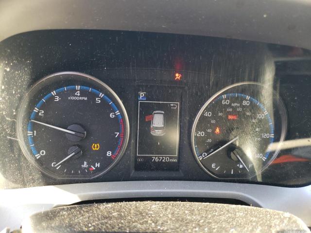 Photo 9 from auction – 2018 TOYOTA RAV4 LE with VIN 2T3BFREV6JW764609