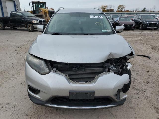 Photo 5 from auction – 2015 NISSAN ROGUE S with VIN KNMAT2MV2FP545582