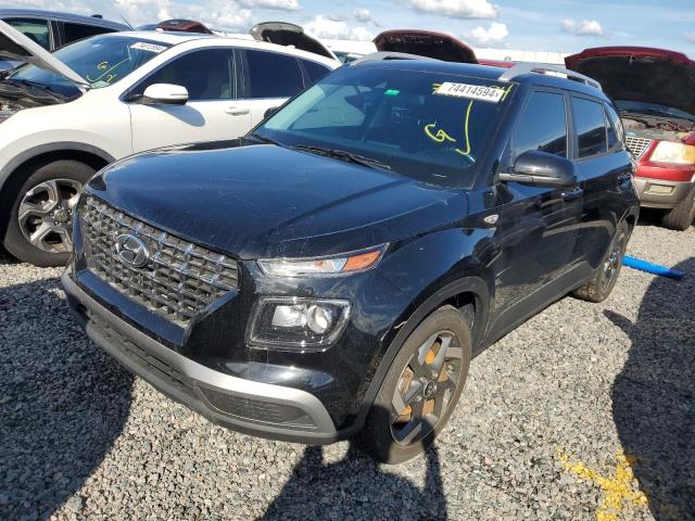 HYUNDAI VENUE SEL 2022 with VIN KMHRC8A32NU199733 - Photo from auction