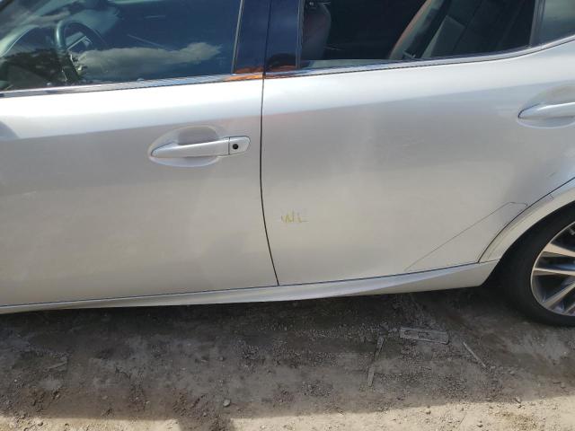 Photo 12 from auction – 2020 LEXUS IS 300 with VIN JTHAA1D22L5102330