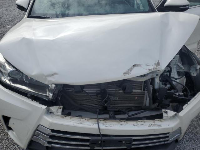 Photo 12 from auction – 2019 TOYOTA HIGHLANDER with VIN 5TDDGRFH9KS077884