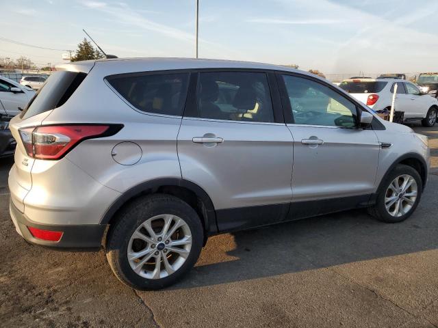Photo 3 from auction – 2017 FORD ESCAPE SE with VIN 1FMCU9GDXHUC28585